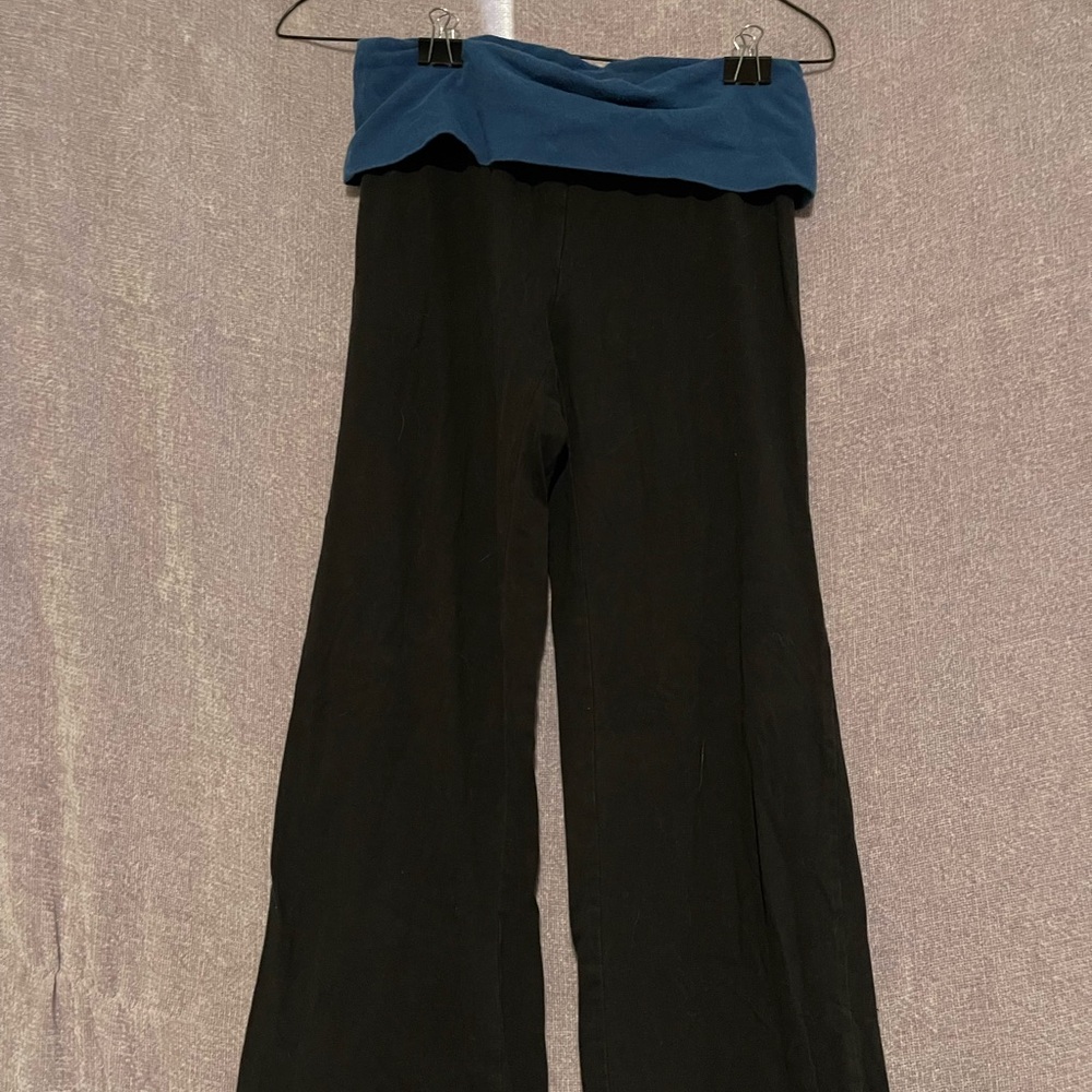 No Boundaries Black Leggings with Blue Edge